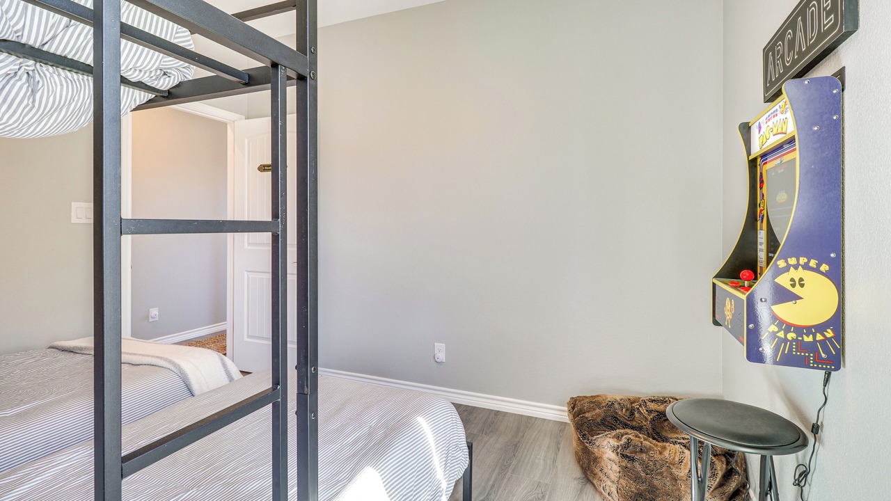 Photo of Bedroom in Buchanan Dam