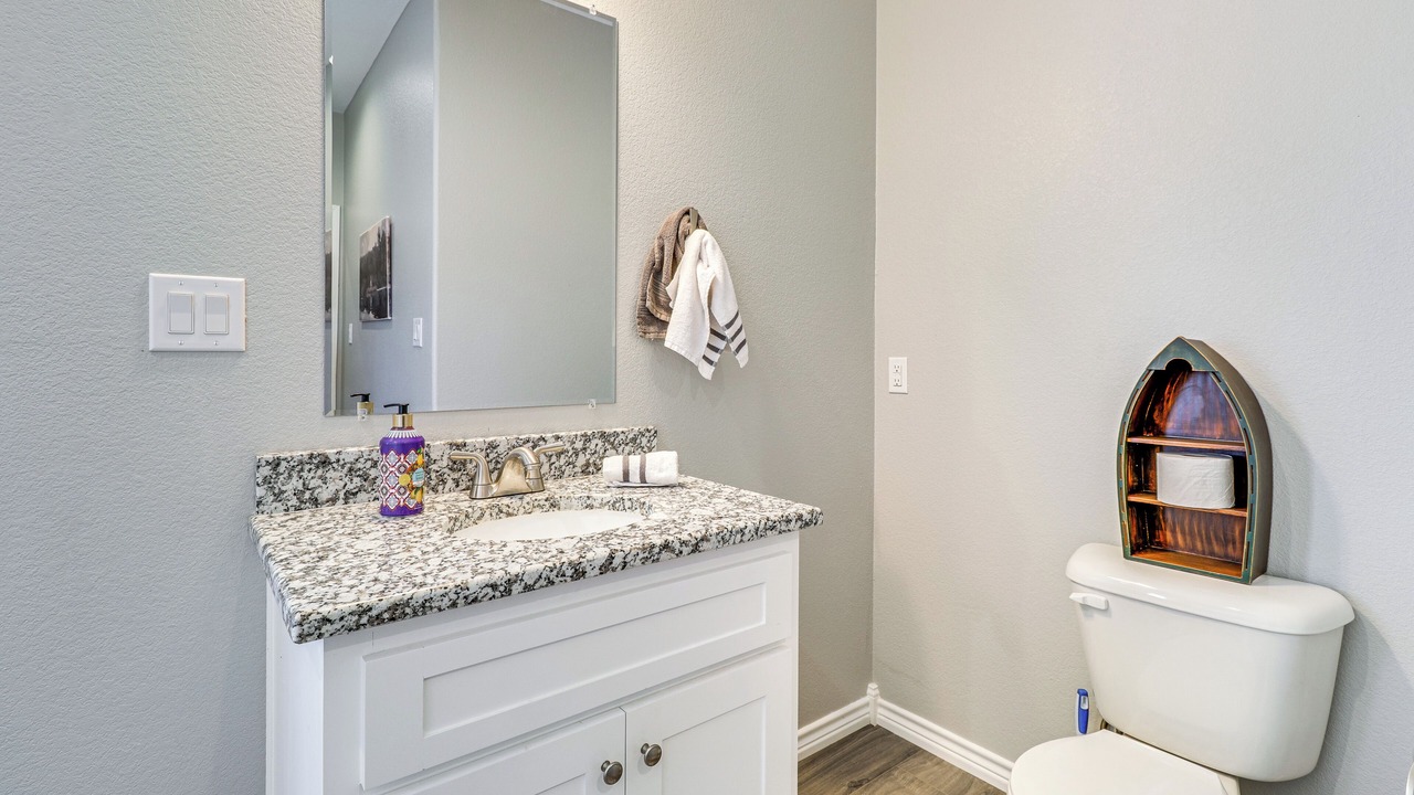 Photo of Bathroom in Buchanan Dam