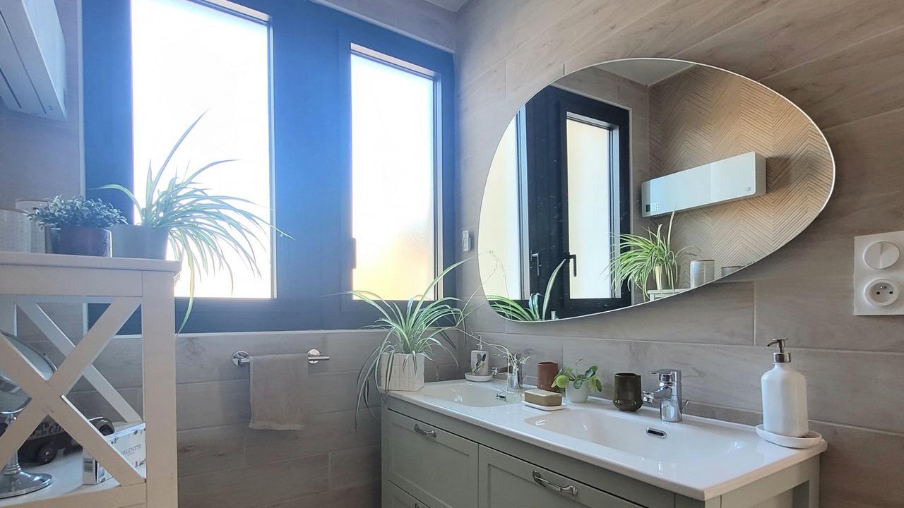 Photo of Bathroom in Salleles-d'Aude