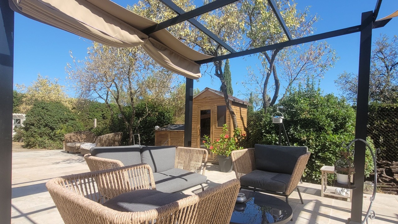 Photo of Patio Balcony in Salleles-d'Aude
