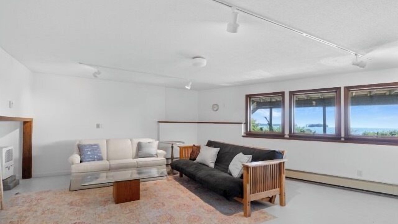 Photo of Livingroom in Tenants Harbor