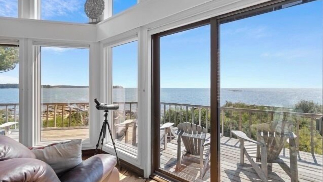 Photo of Livingroom in Tenants Harbor