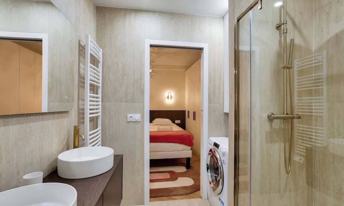 Photo of Bathroom in 14th Arrondissement