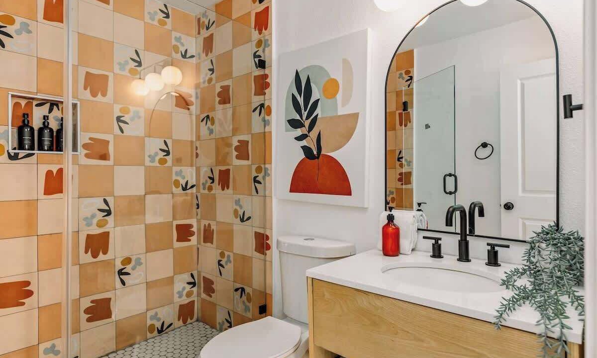 Photo of Bathroom in Morongo Valley