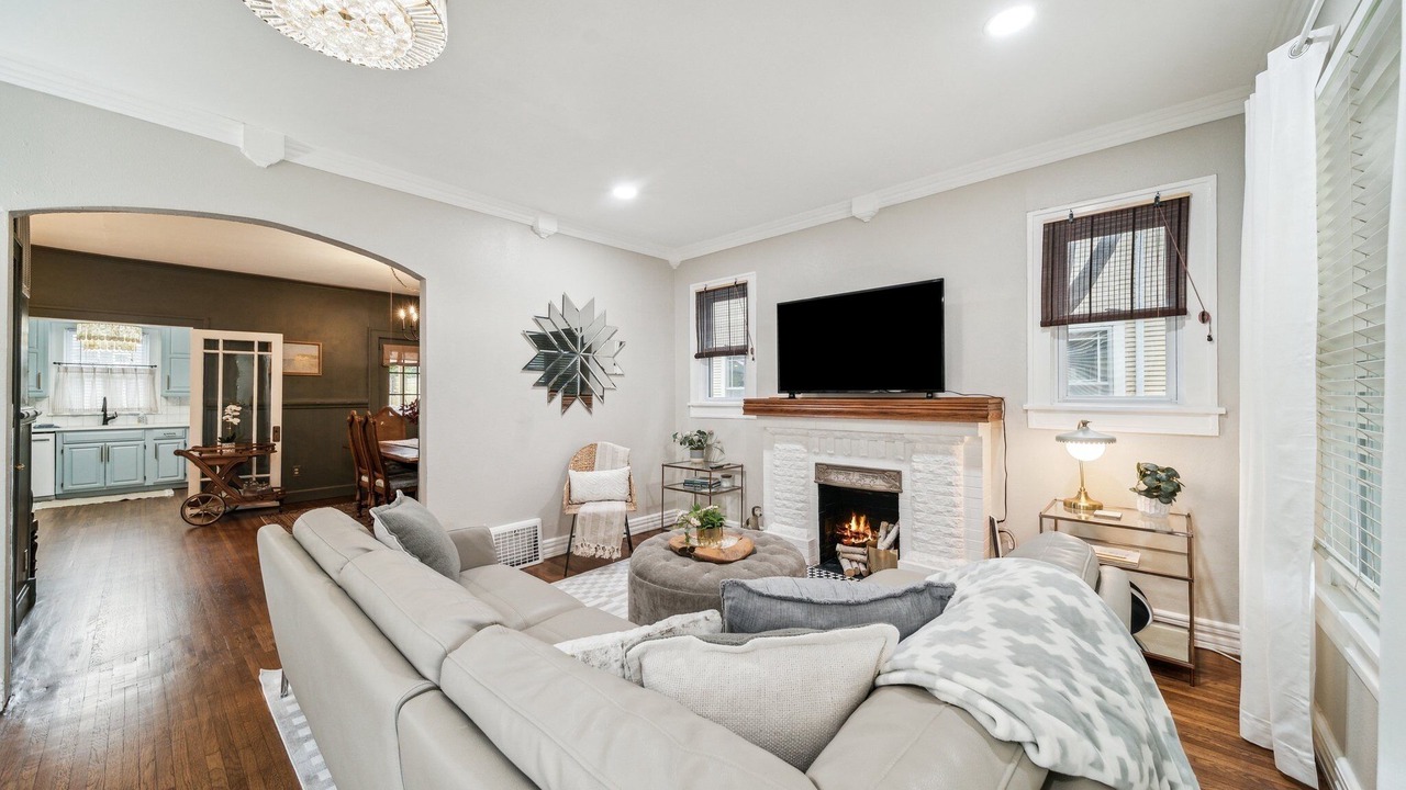 Photo of Livingroom in Downtown Tulsa