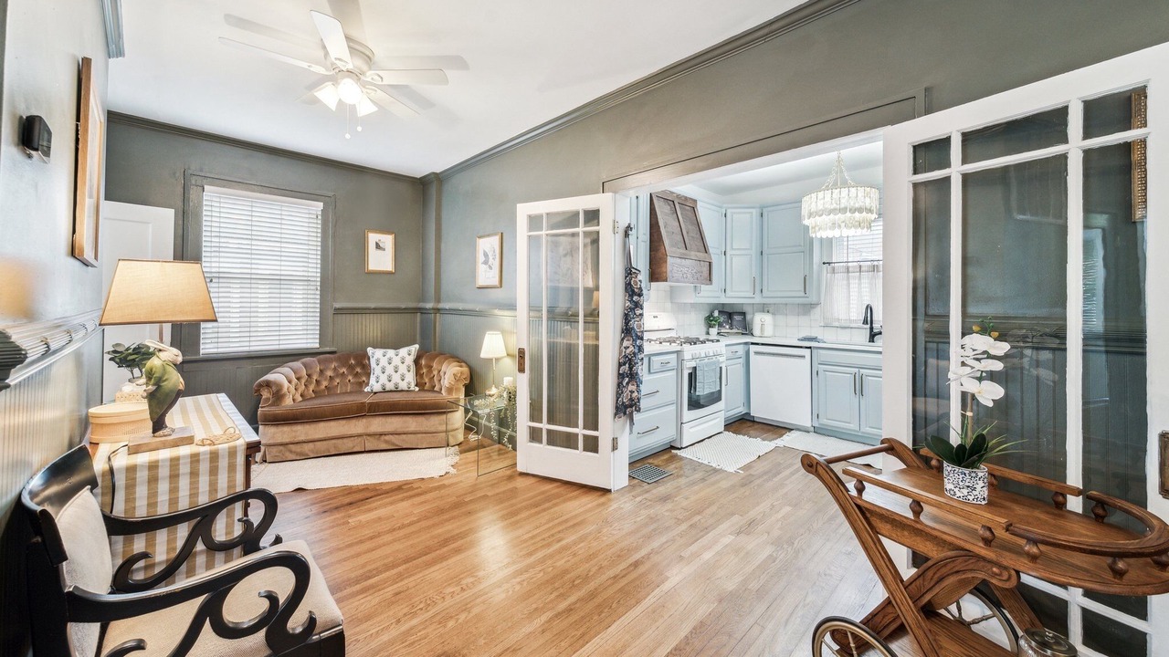 Photo of Livingroom in Downtown Tulsa