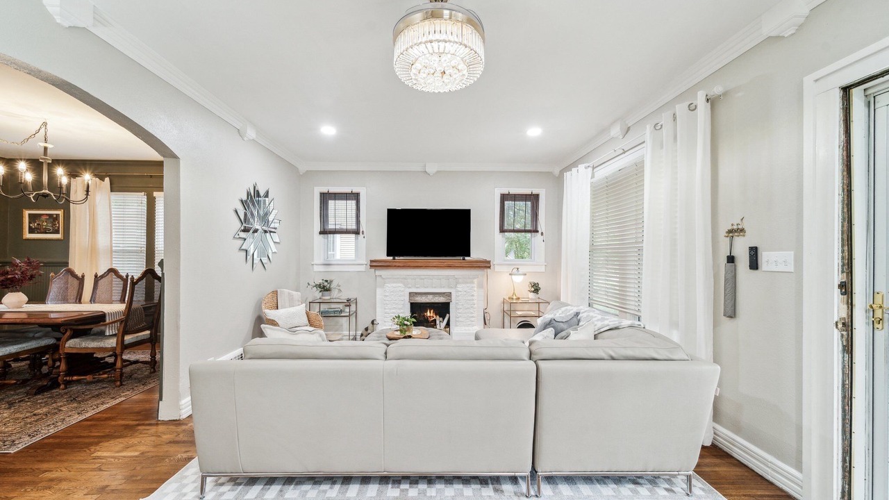Photo of Livingroom in Downtown Tulsa