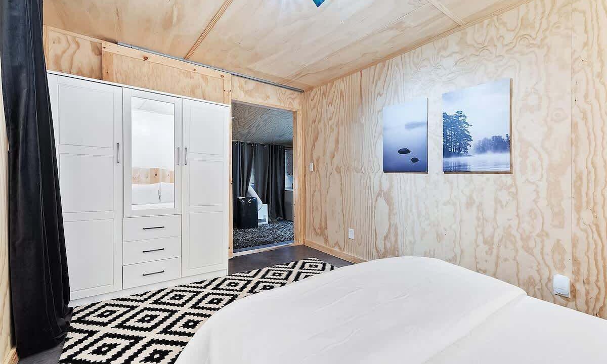 Photo of Bedroom in Pocono Pines