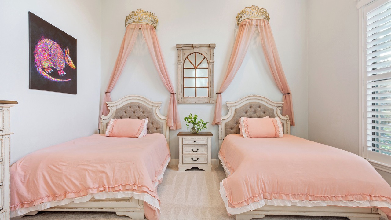 Photo of Bedroom in China Spring