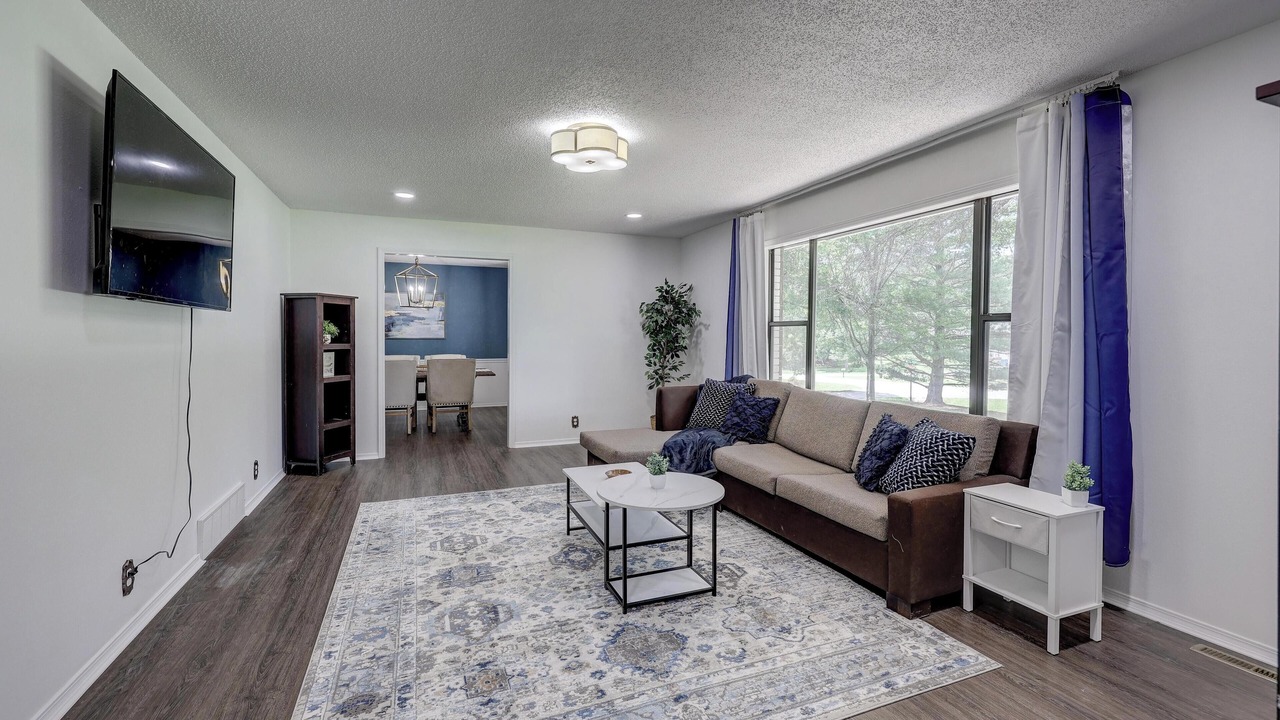 Photo of Bedroom in Leawood