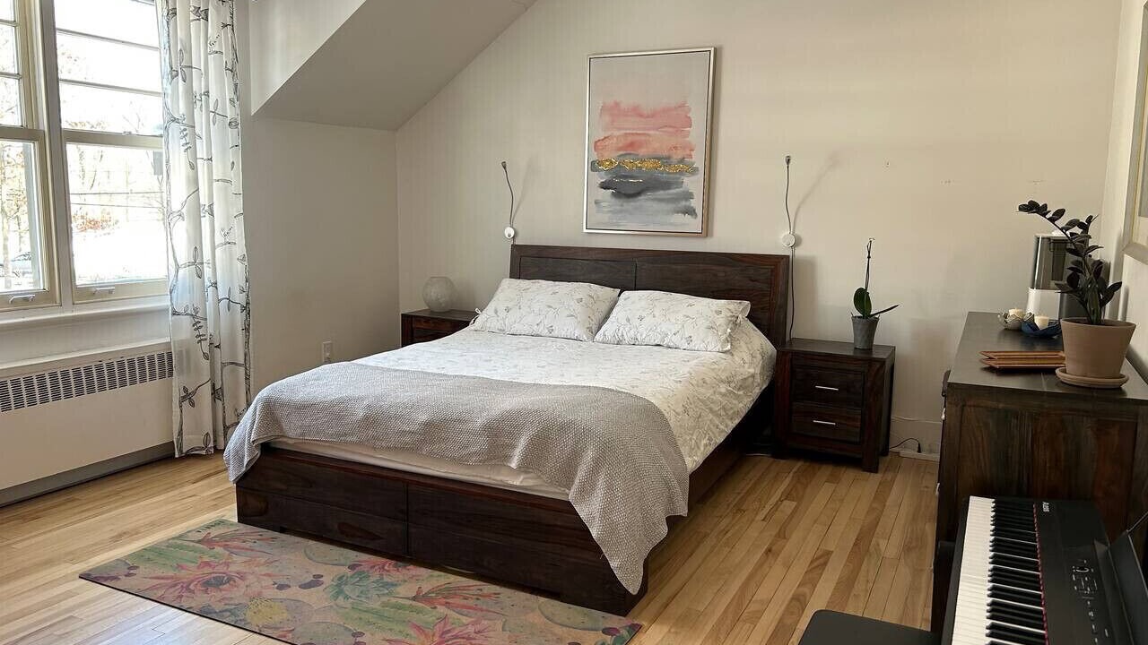 Photo of Bedroom in Sainte-Foy-Sillery-Cap-Rouge