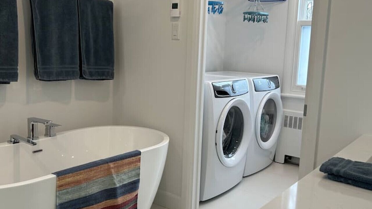 Photo of Bathroom in Sainte-Foy-Sillery-Cap-Rouge
