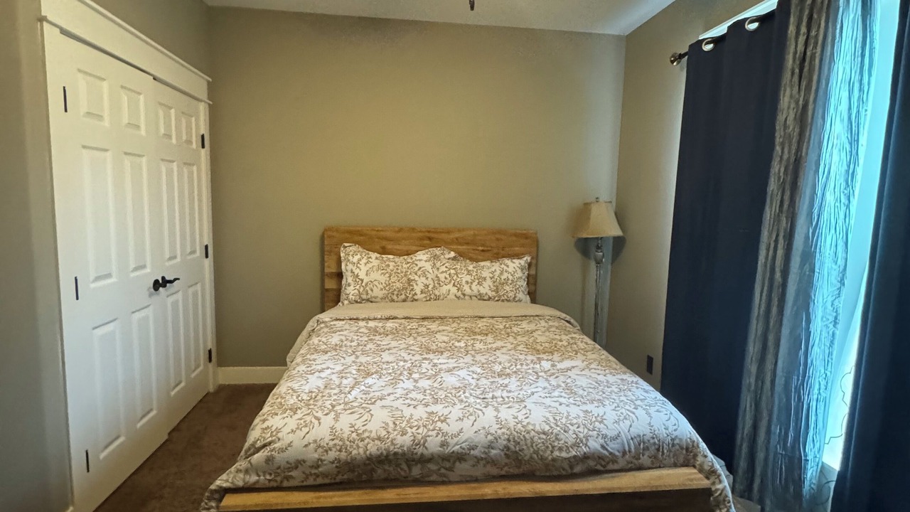 Photo of Bedroom in Pasco