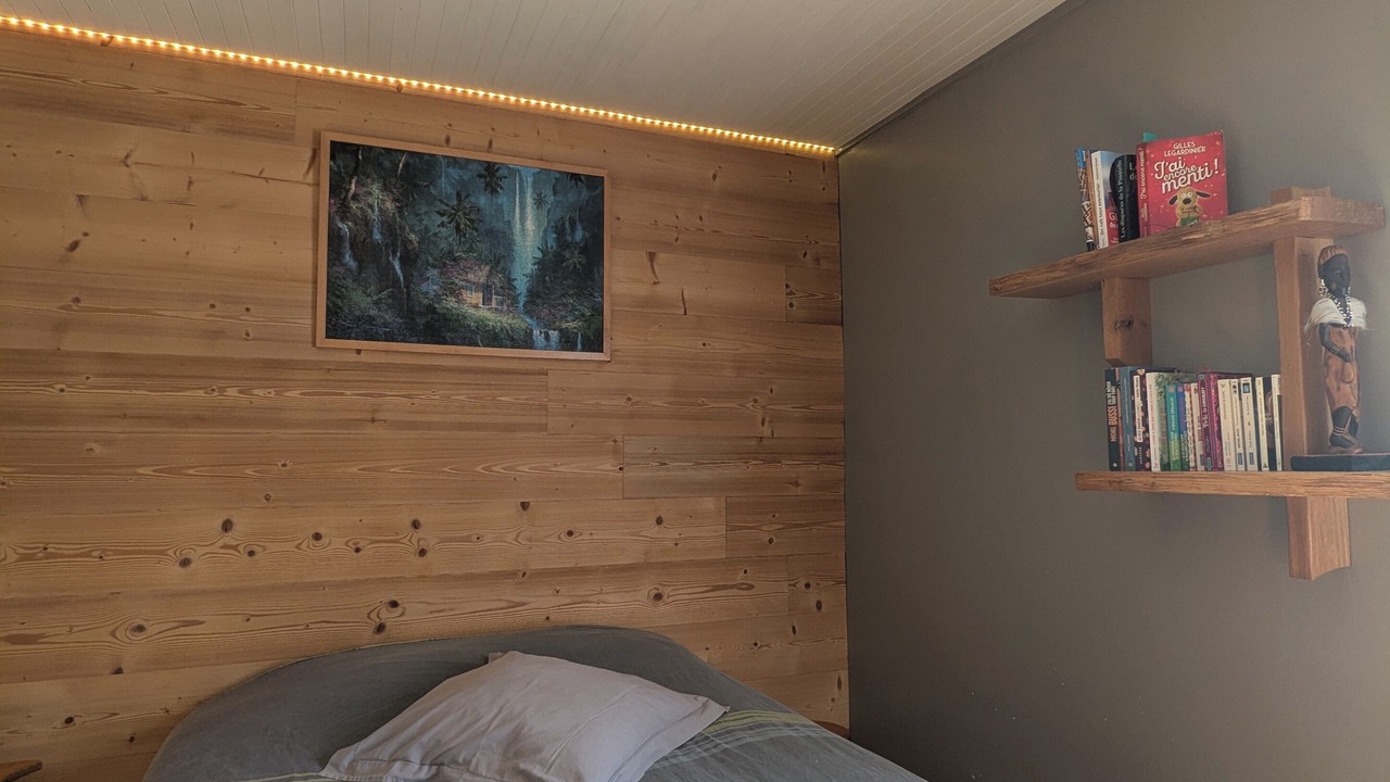 Photo of Bedroom in Marmanhac