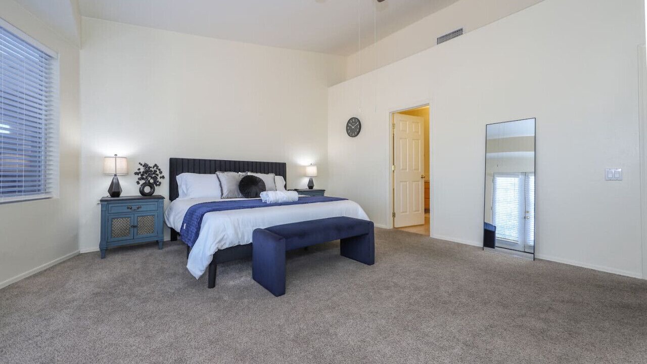 Photo of Bedroom in Cancion De La Luna
