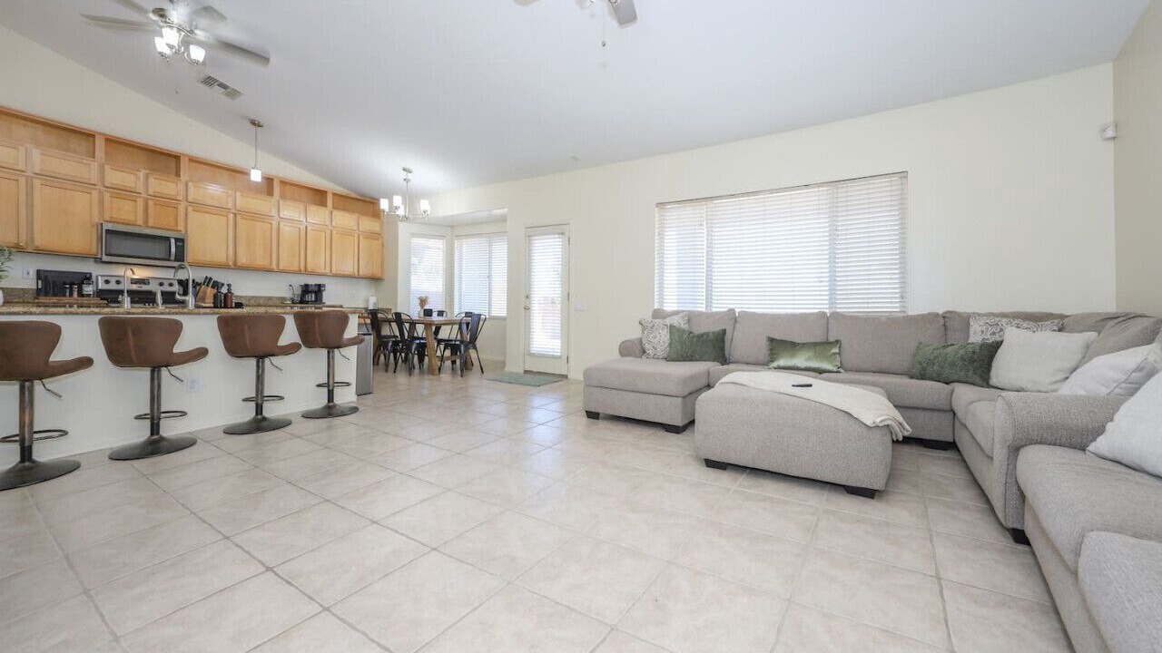 Photo of Livingroom in Cancion De La Luna