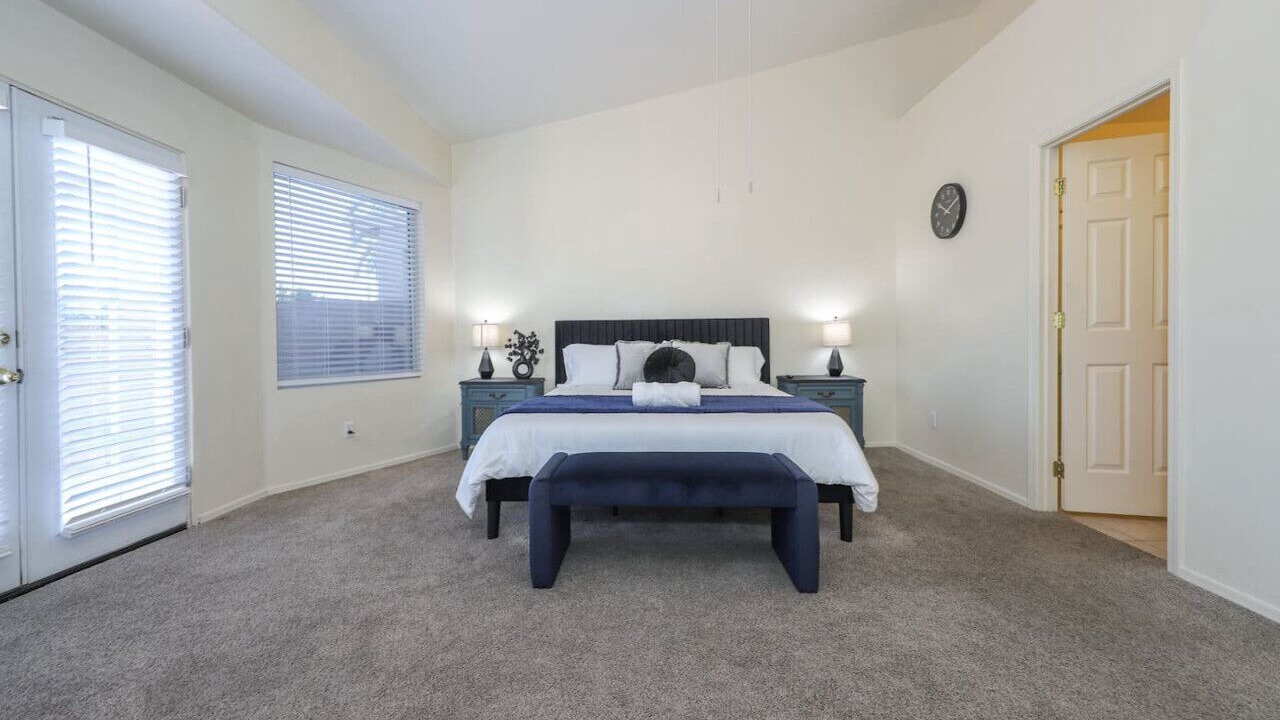 Photo of Bedroom in Cancion De La Luna