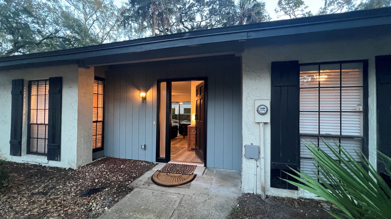 Photo of Others in Palm Valley