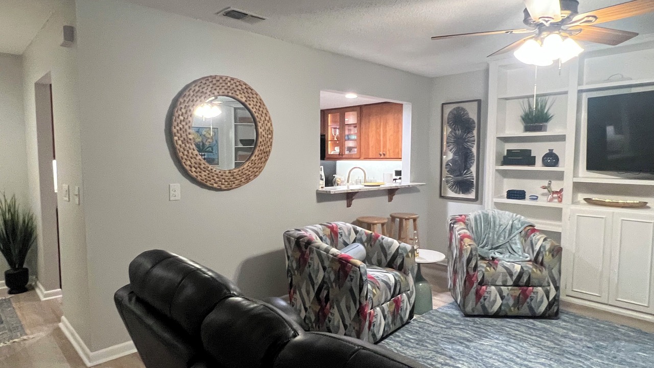 Photo of Others in Palm Valley