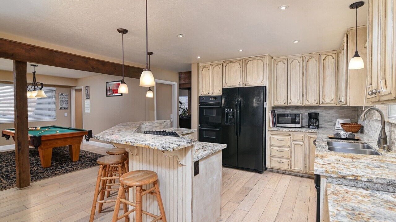 Photo of Kitchen in Round Hill Village