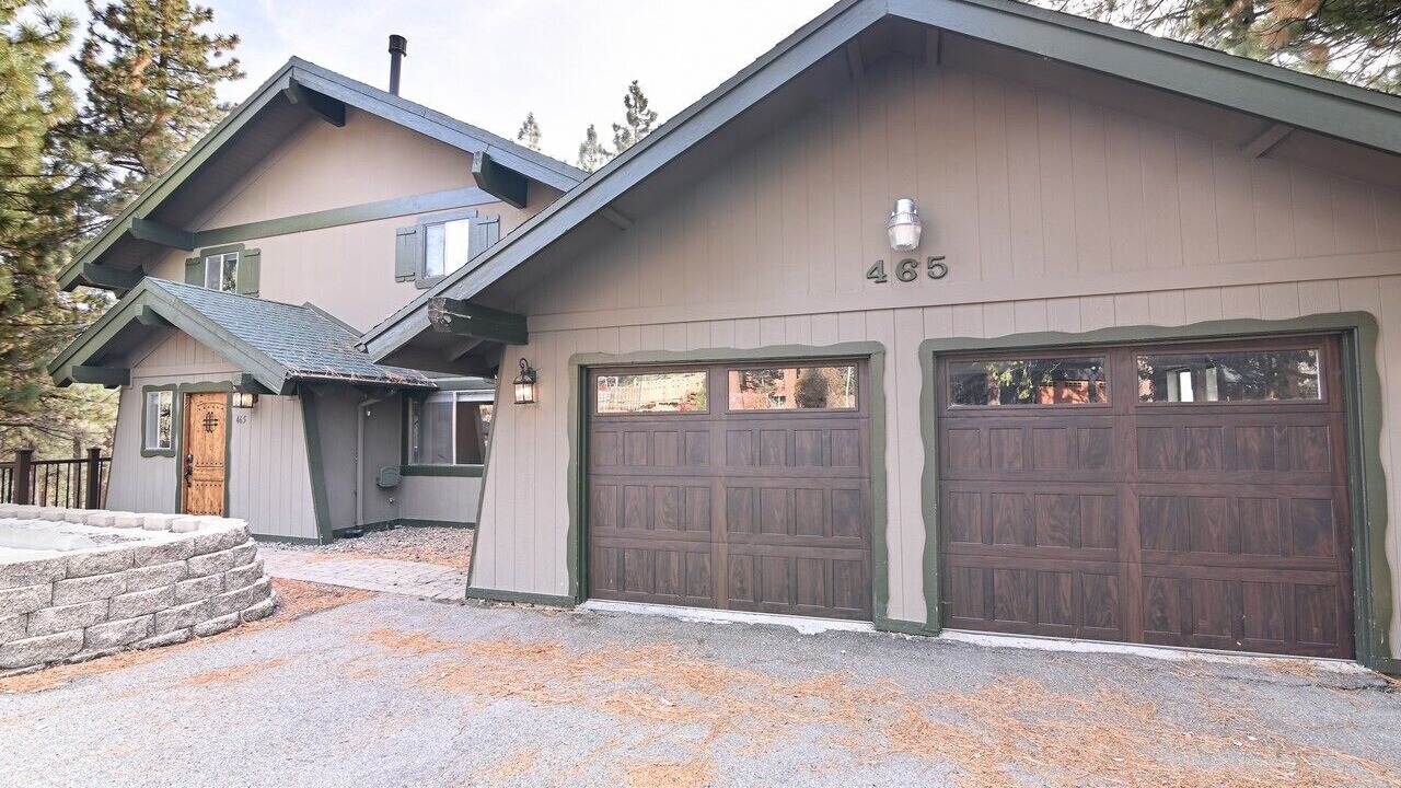 Photo of Outdoor in Round Hill Village