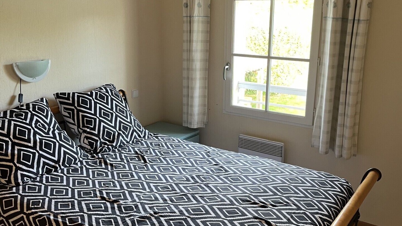 Photo of Bedroom in Saint-Reverend