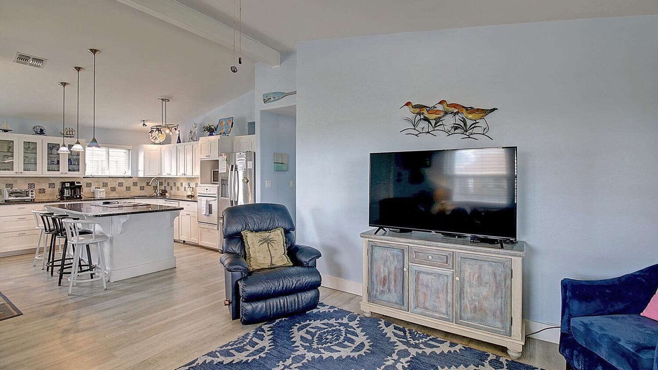 Photo of Others in Leeward Sands