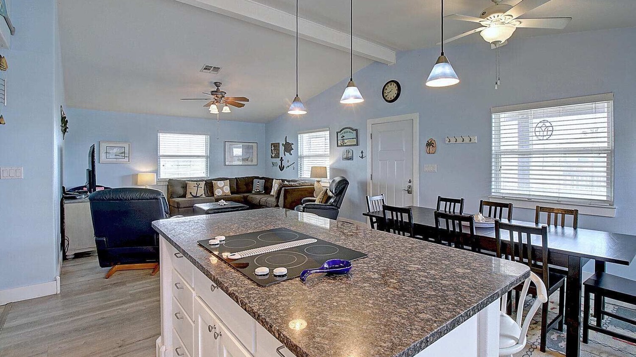 Photo of Others in Leeward Sands