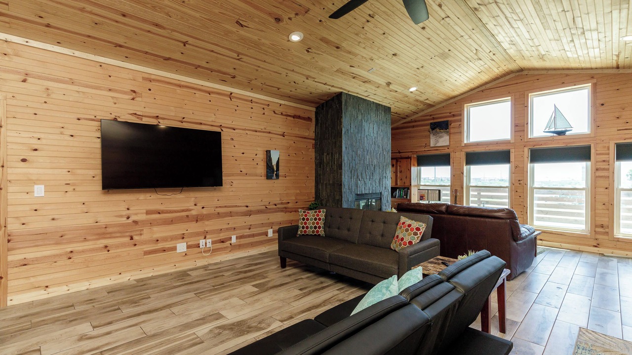 Photo of Others in Leeward Sands