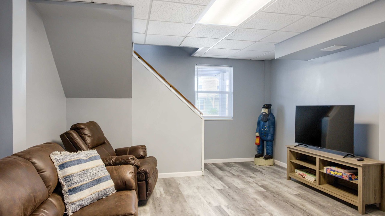 Photo of Bedroom in Crescent Beach
