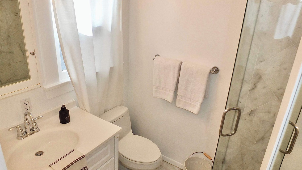 Photo of Bathroom in Peninsula