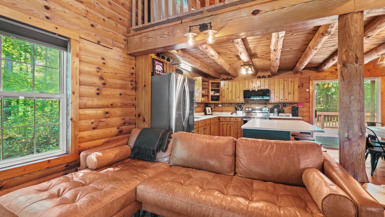 Photo of Livingroom in Monroe