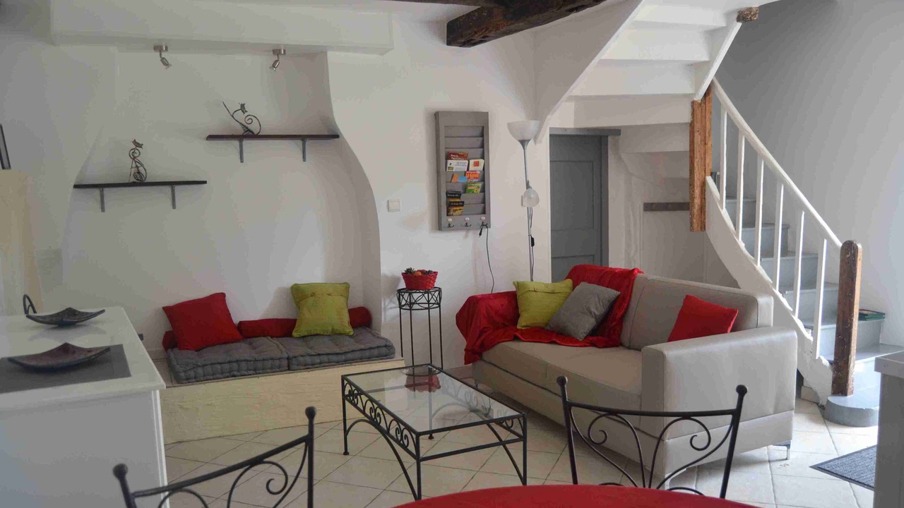 Photo of Livingroom in Mazerolles-du-Razes