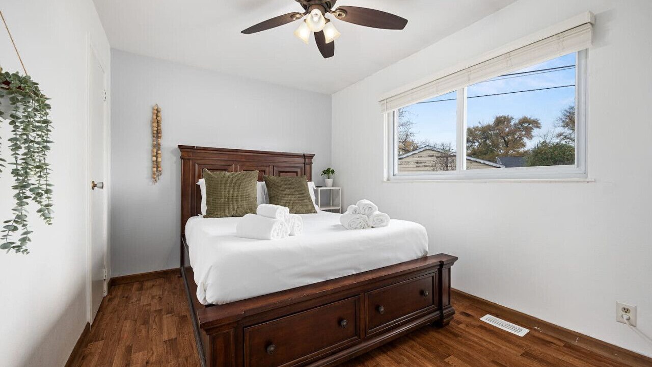 Photo of Bedroom in Marquette Heights