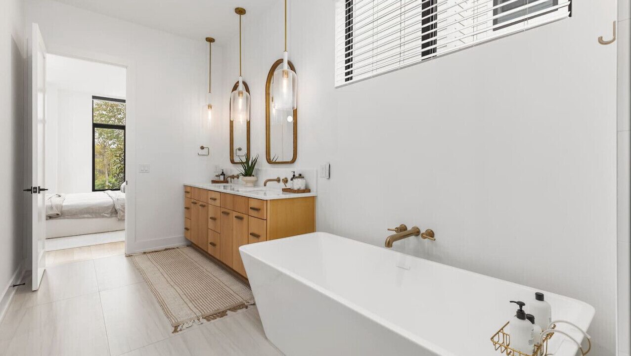 Photo of Bathroom in Green Hills