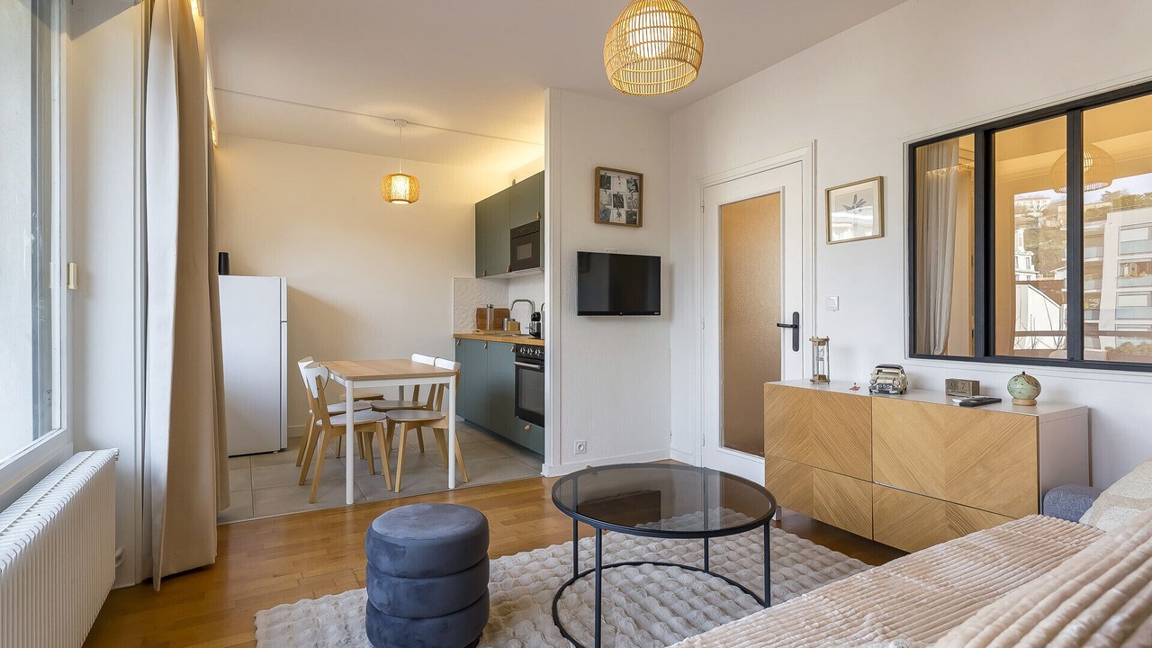 Photo of Others in 2nd Arrondissement