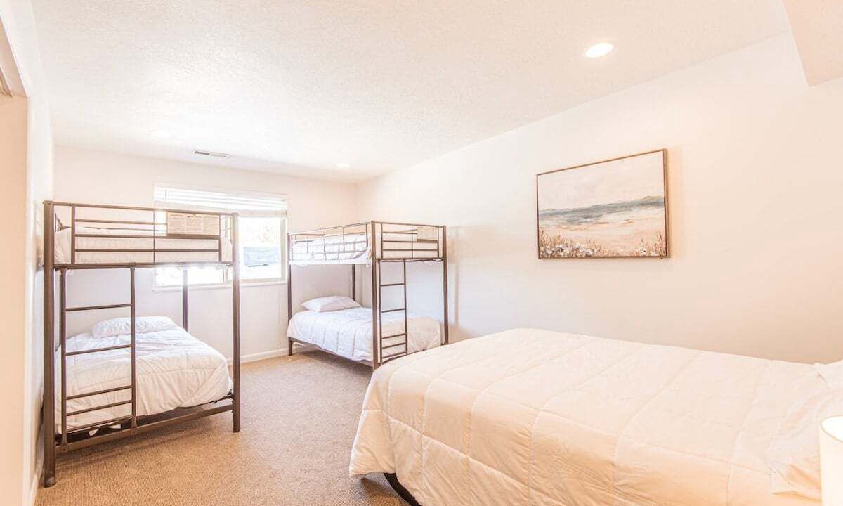 Photo of Bedroom in Laketown