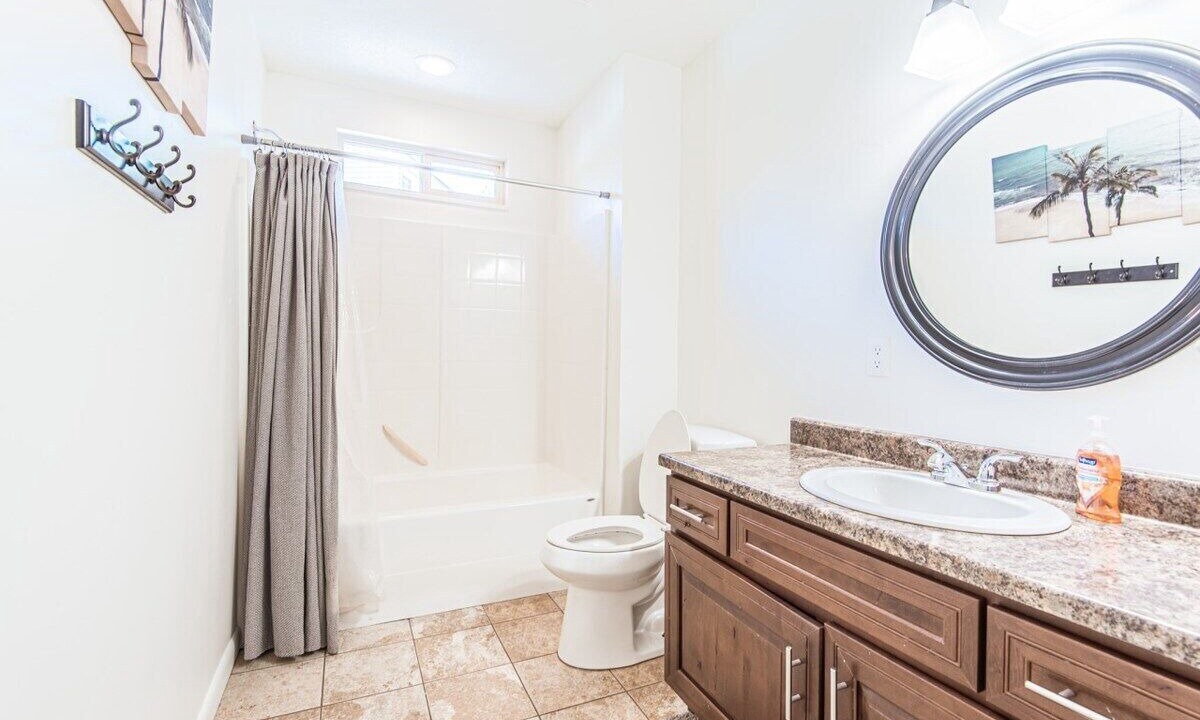 Photo of Bathroom in Laketown