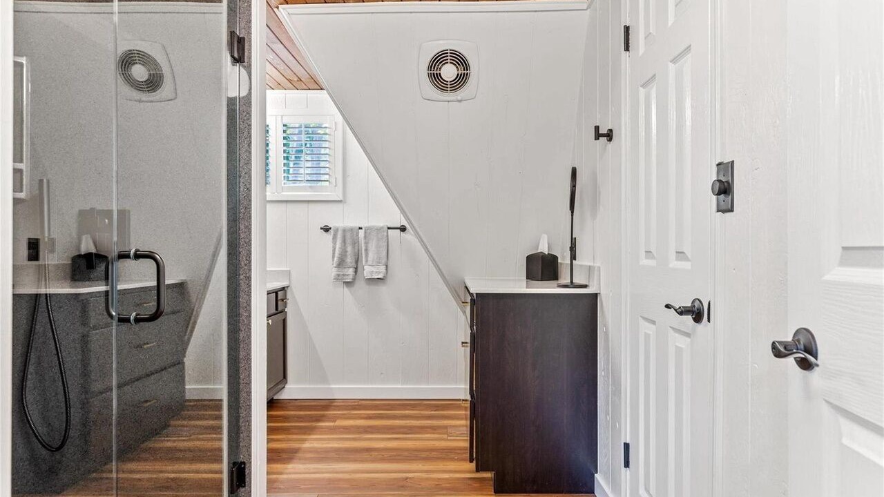 Photo of Bathroom in Innsbrook