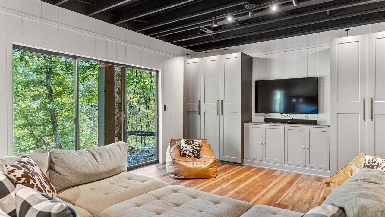 Photo of Livingroom in Innsbrook