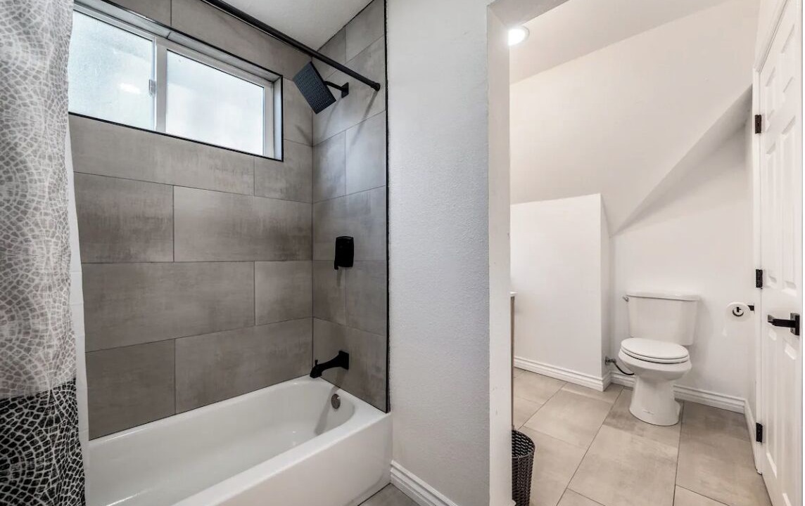 Photo of Bathroom in Cedar Glen
