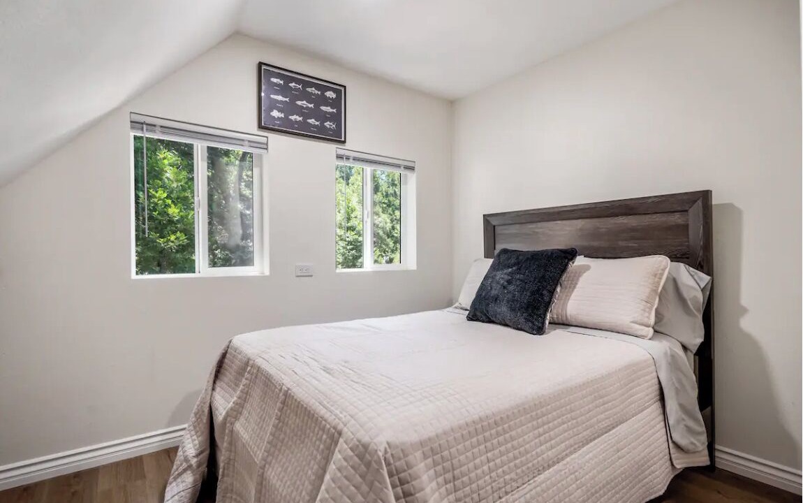 Photo of Bedroom in Cedar Glen