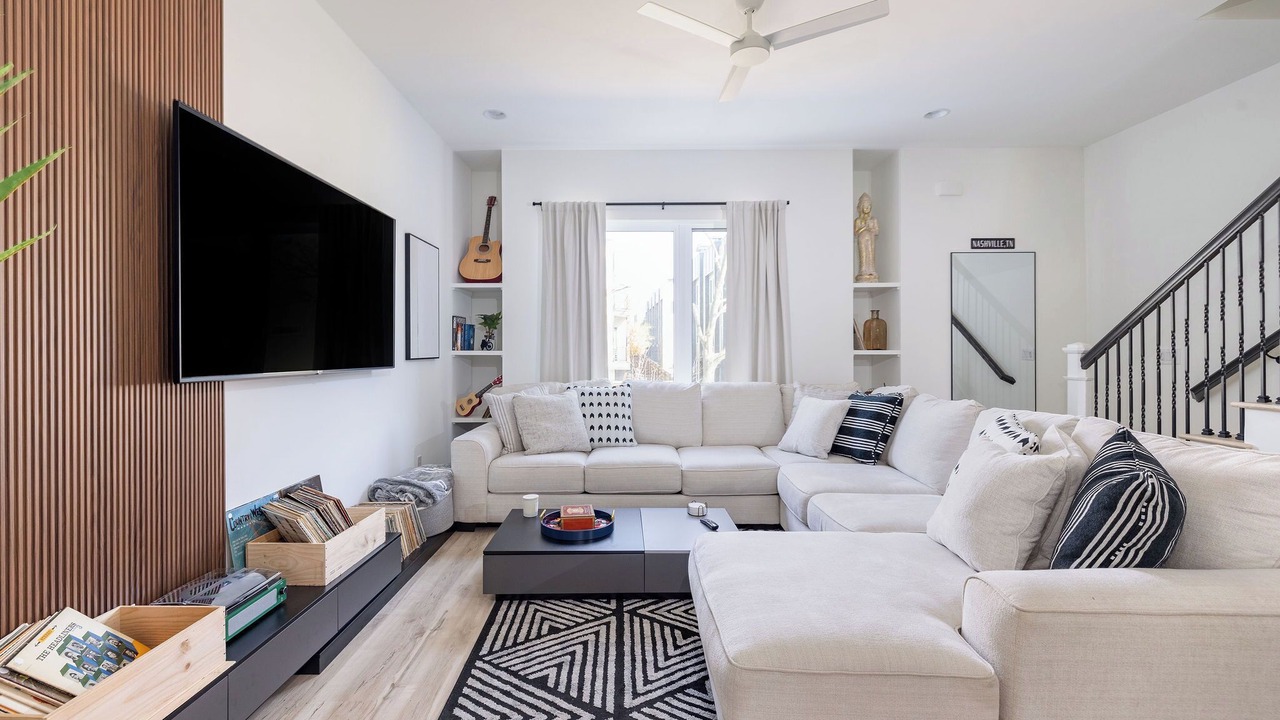 Photo of Livingroom in Katie Hill Neighborhood