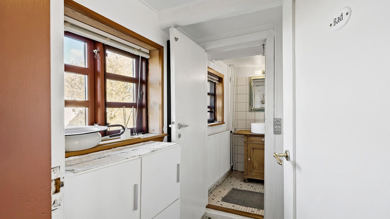 Photo of Others in Tim