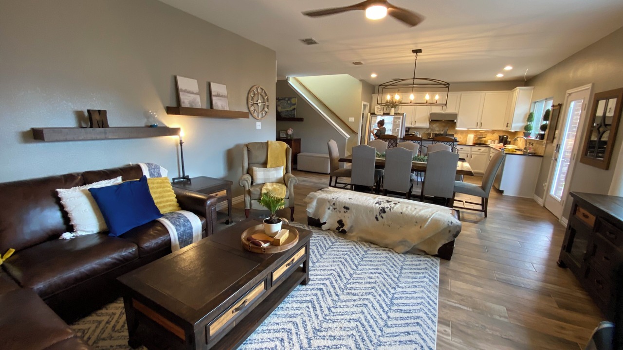 Photo of Livingroom in Fossil Creek