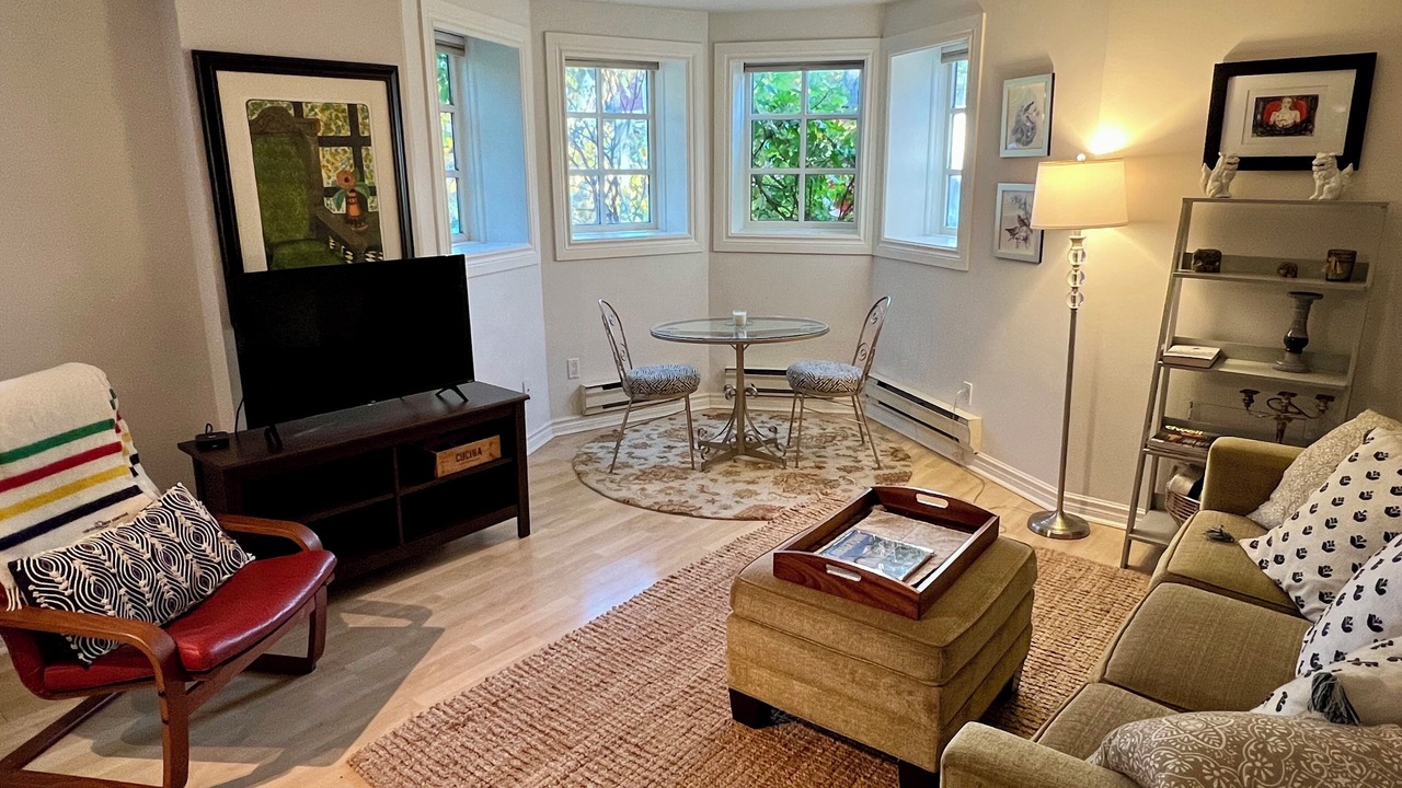 Photo of Livingroom in Cabbagetown