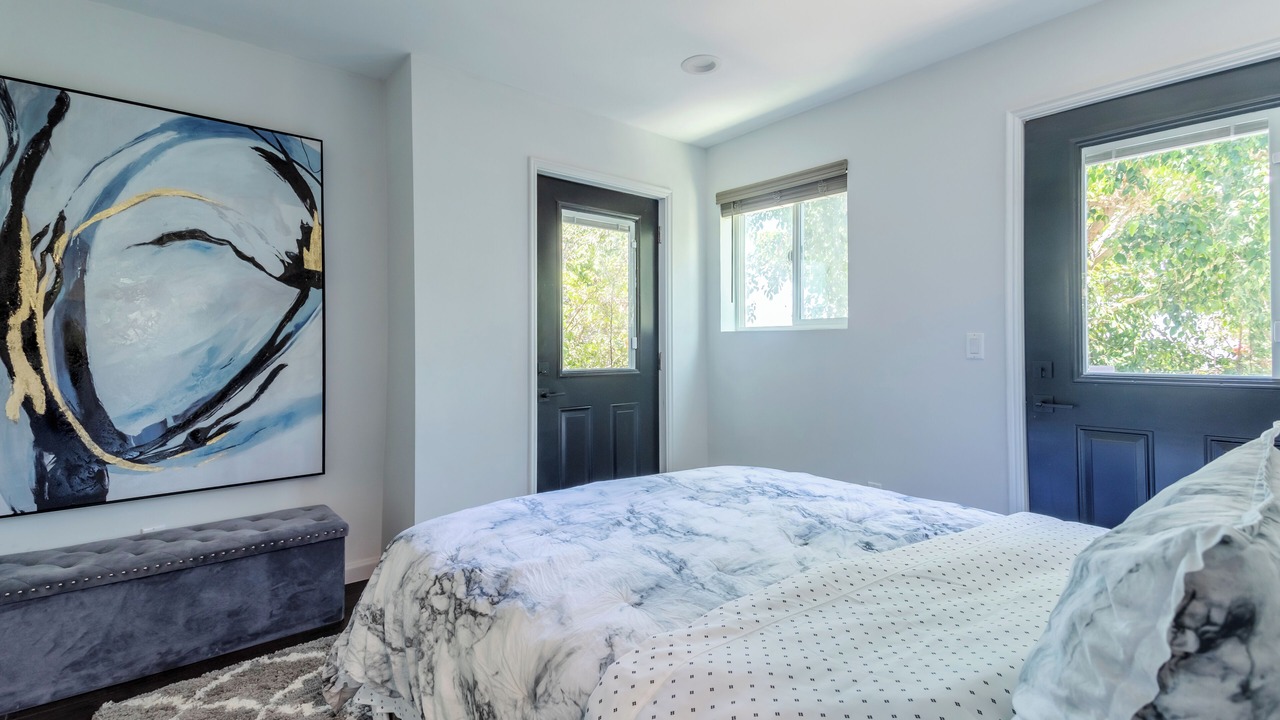 Photo of Bedroom in Beverly Glen