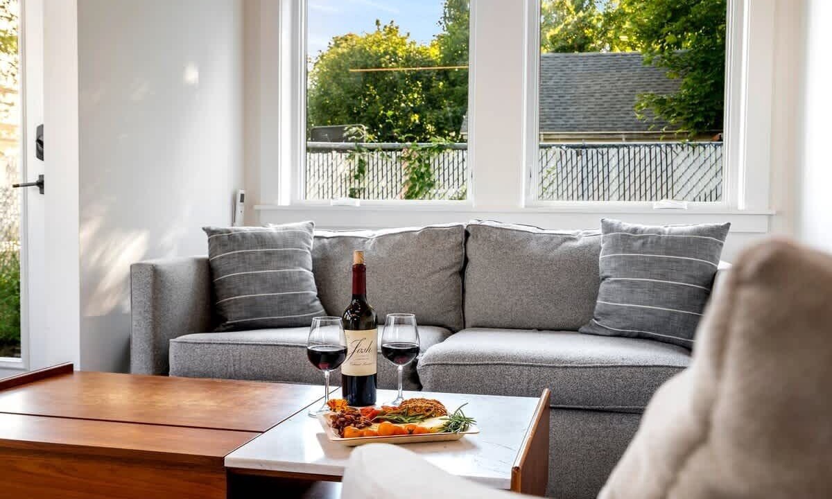 Photo of Livingroom in Oakdale