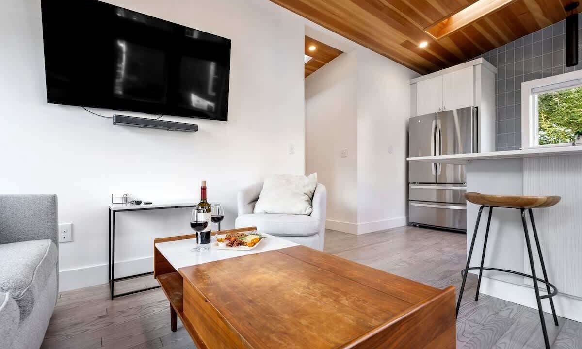 Photo of Livingroom in Oakdale