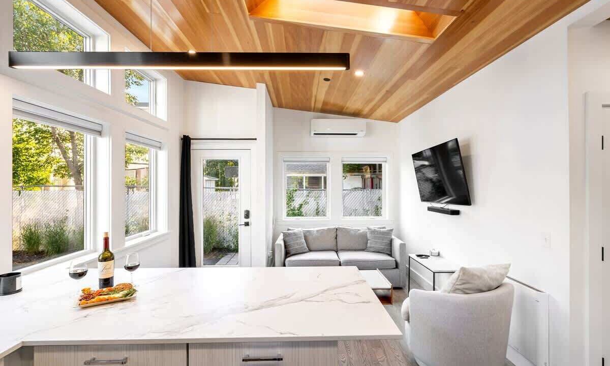 Photo of Livingroom in Oakdale